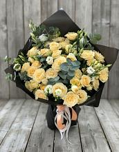 Букет цветов из:  Розы и Лизиантусы #REPLACE_PRED# Удобный