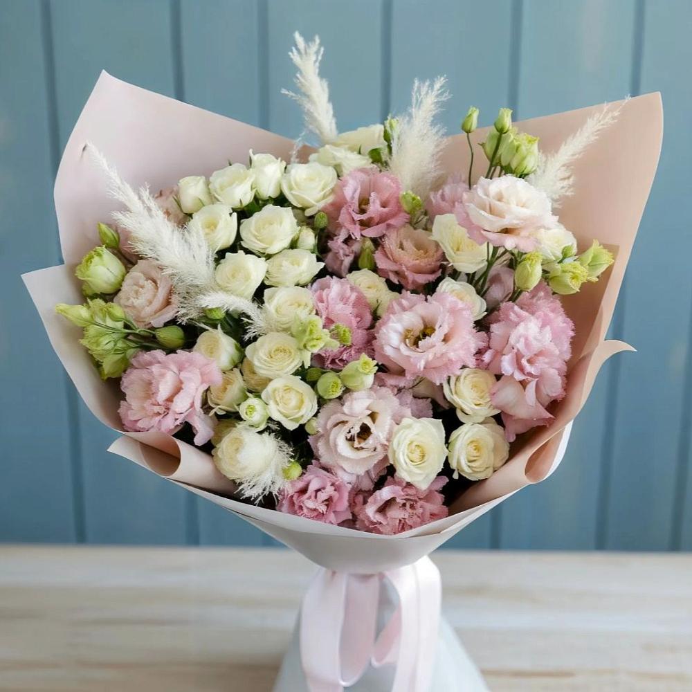 Букет цветов из: Альстромерии и Розы в Удобный