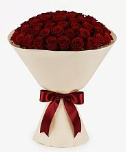 Букет 101 Бордовая роза Блэк Бакарра в Удобный
