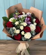 Букет цветов из:  Розы и Альстромерии в Удобный