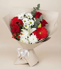 Букет цветов из:  Розы, Хризантемы, Герберы и Лилии в Удобный