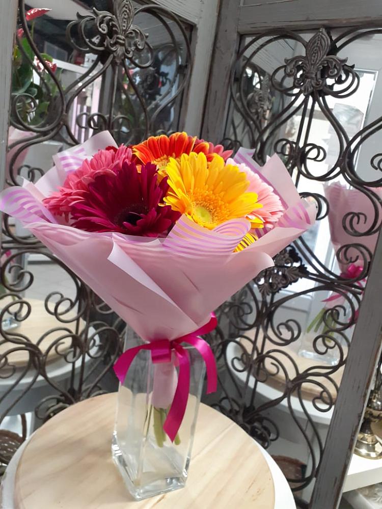 Букет цветов из: Герберы в Удобный