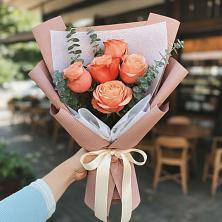 Букет цветов из:  Розы в Удобный