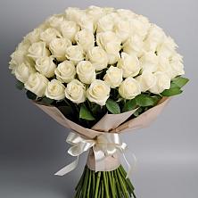 Букет 101 беля роза Белоснежка в Удобный