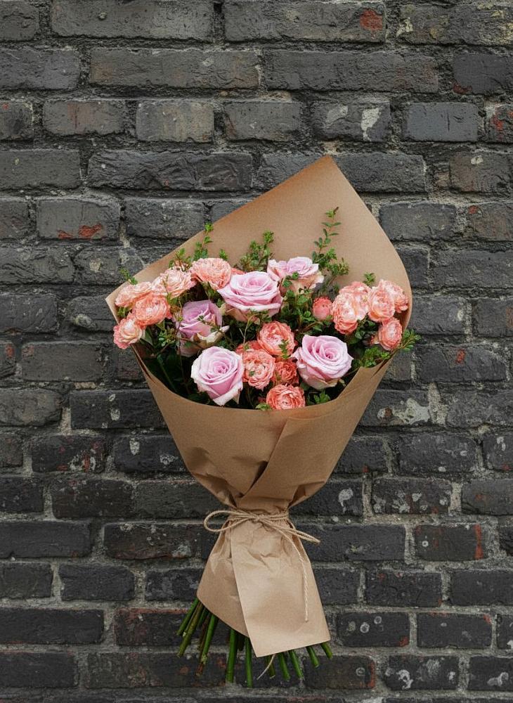 Букет цветов из: Розы в Удобный