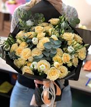 Букет цветов из:  Розы и Лизиантусы #REPLACE_PRED# Удобный