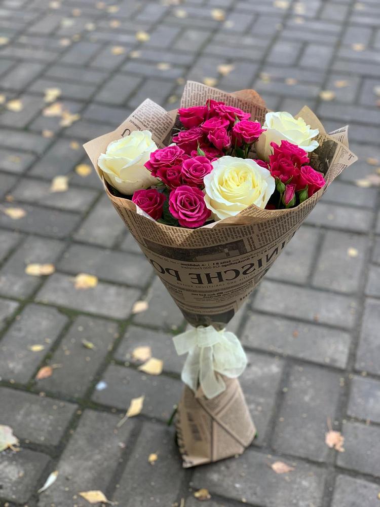 Букет цветов из: Розы в Удобный