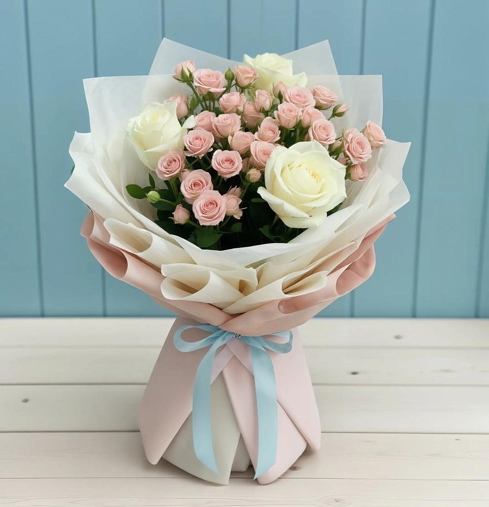 Букет цветов из: Розы в Удобный