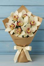 Букет цветов из:  Орхидеи и Розы в Удобный