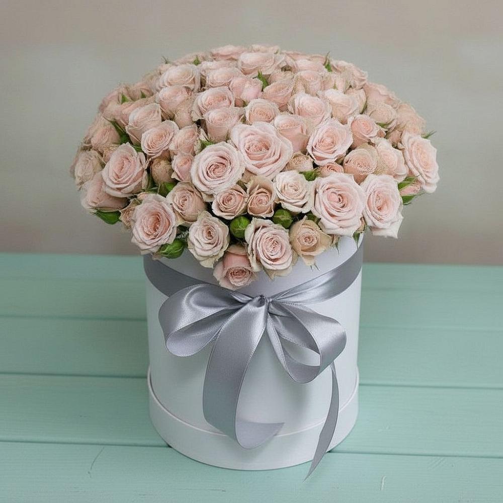 Цветочная композиция из Розы в шляпной коробке в Удобный